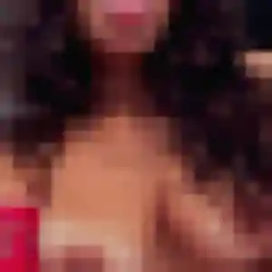 Rejoins Séraphine, 34 ans à Saint-André-Goule-d'Oie en privé