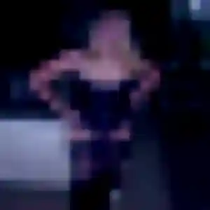Découvre Stéphanie, 22 ans à Saint-Barthélemy-Lestra en privé