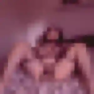 Photo exclusive de Ndèye, 24 ans à Saint-Bonnet-le-Courreau - rencontre coquine