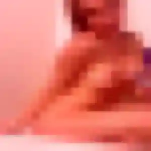 Photo de Kimberley à Saint-Cernin-de-Larche (42 ans) - plan cul anonyme