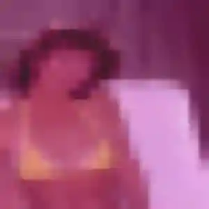 Karima de Saint-Cyr, 22 ans - plan cul sans prise de tête