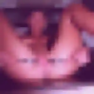 Joséphine, 34 ans, cherche un plan cul à Saint-Cyr-du-Doret