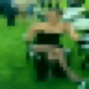 Farida, 24 ans, disponible à Saint-Cyr-sur-Loire pour un plan cul