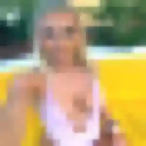 Photo de Merveille à Saint-Denis-lès-Bourg (23 ans) - plan cul anonyme