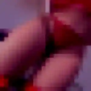 Sexy Safiatou, 32 ans à Saint-Derrien - découvrir son profil