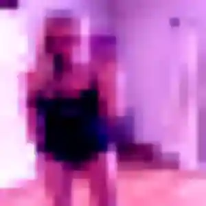 Photo exclusive de Laetitia, 22 ans à Saint-Didier-au-Mont-d'Or - plan discret