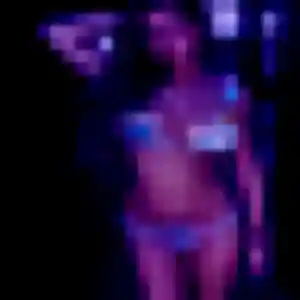 Sabrina de Saint-Éloi, 36 ans - plan cul sans prise de tête