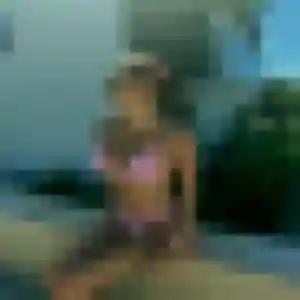 Profil de Laura à Saint-Florent-sur-Auzonnet (23 ans) - plan cul discret