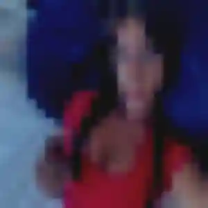 Viviane, 39 ans, connectée à Saint-Genis-d'Hiersac pour une rencontre coquine
