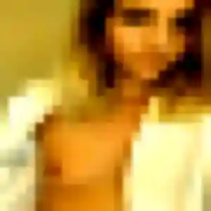 Rejoins Zineb, 45 ans à Saint-Germain-en-Laye en privé