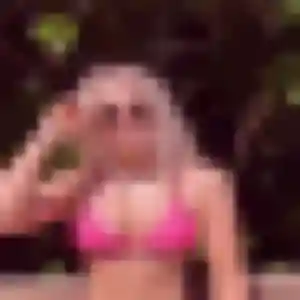 Yasmine (25 ans) à Saint-Hilaire-la-Forêt cherche un plan cul aujourd'hui