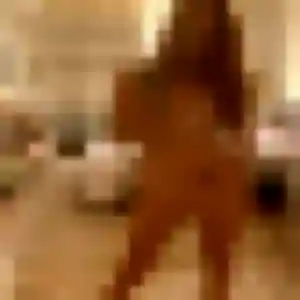 Profil de Kafui à Saint-Jean-d'Angély (27 ans) - plan cul gratuit