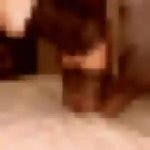 Grâce, 30 ans, connectée à Saint-Jean-de-la-Ruelle pour une rencontre coquine