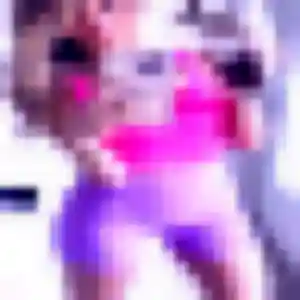 Gisèle, 44 ans, disponible à Saint-Julien-en-Born pour un plan cul
