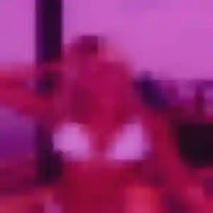 plan cul à Saint-Just-d'Avray : photo de Rebecca, 32 ans - sans engagement