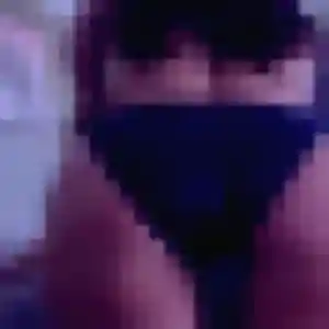 Sexy Eugénie, 36 ans à Saint-Lormel - découvrir son profil
