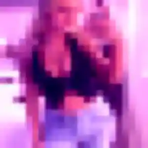 Charmante Oumou, 31 ans à Saint-Maclou-de-Folleville - la contacter