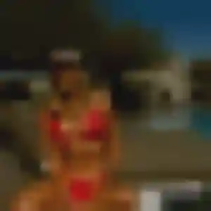 Gwenaëlle, 25 ans, connectée à Saint-Martin-d'Écublei pour une rencontre coquine