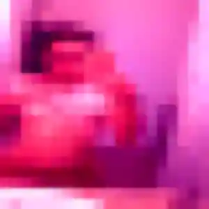 Oumou, 28 ans, en ligne à Saint-Martin-de-Fraigneau pour une rencontre coquine