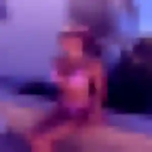 Photo de Rachida à Saint-Martin-des-Bois (39 ans) - plan cul anonyme