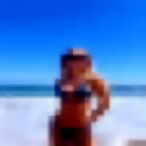 Charmante Éva, 35 ans à Saint-Mathieu-de-Tréviers - voir sa photo