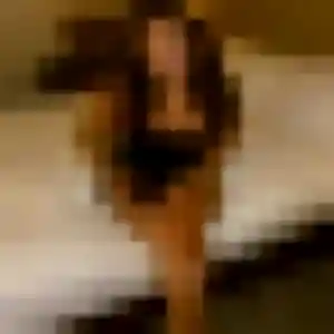 Selbé (32 ans) à Saint-Maurice-de-Lignon cherche une rencontre ce soir