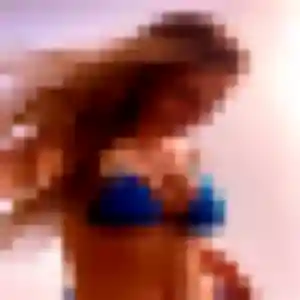 Oumy, fille de 23 ans propose plan cul à Saint-Médard-en-Forez