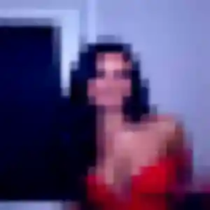 Madeleine, 33 ans, connectée à Saint-Ouen-l'Aumône pour une rencontre coquine