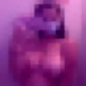 Gathoni, 40 ans, connectée à Saint-Ovin pour une rencontre coquine