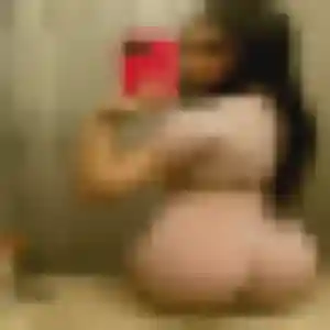 Profil de Rehema à Saint-Paër (45 ans) - plan cul sans inscription