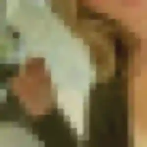 Profil de Célestine à Saint-Paul-en-Cornillon (23 ans) - plan cul gratuit
