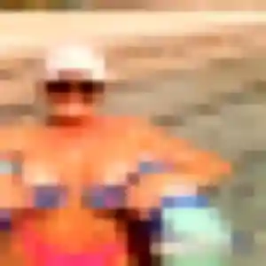 Odile, 37 ans, disponible à Saint-Pierre-du-Mont pour une rencontre coquine