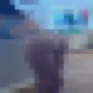 Esi (23 ans) à Saint-Pierre-La-Noue attend un plan cul maintenant