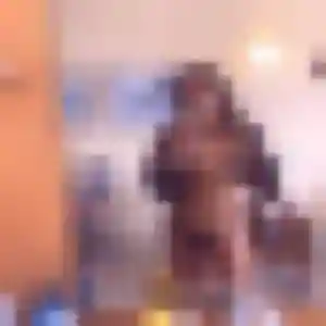 Gaëlle, 34 ans, cherche un plan cul à Saint-Pierre-le-Vieux