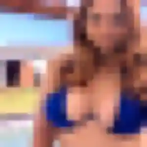 Thalia, 26 ans, connectée à Saint-Quentin-sur-Isère pour une rencontre coquine