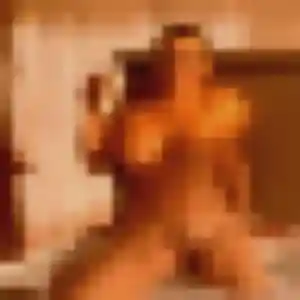 Photo exclusive de Keza, 29 ans à Saint-Sylvestre-sur-Lot - rencontre coquine