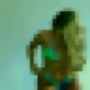 Rencontre Saly, 22 ans à Saint-Thual en t'inscrivant