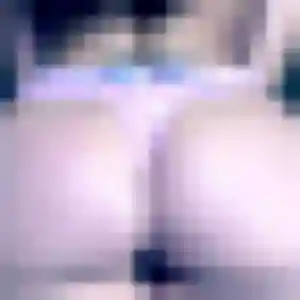 Rejoins Dalila, 23 ans à Saint-Uze en t'inscrivant
