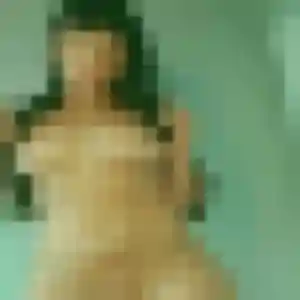 Photo de Ngozi à Saint-Vital (23 ans) - plan cul discret