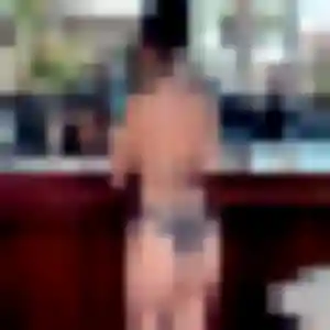 Charmante Kadja, 26 ans à Sainte-Cécile-les-Vignes - la contacter