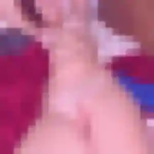 Priscilla, 30 ans, disponible à Sainte-Croix-en-Bresse pour un plan cul