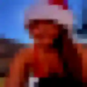 Photo privée de Odile, 30 ans à Sainte-Eulalie-en-Born - plan discret