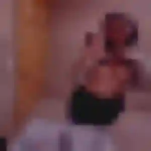 Photo privée de Thalia, 42 ans à Sainte-Hélène-du-Lac - rencontre coquine