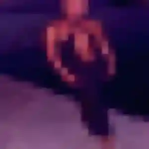 Photo de Toyin à Sainte-Sabine-sur-Longève (35 ans) - plan cul anonyme