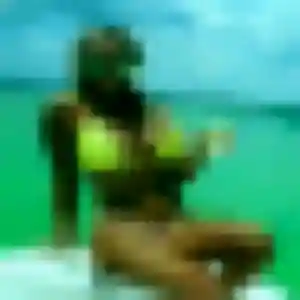 Sexy Mireille, 34 ans à Salaise-sur-Sanne - voir sa photo