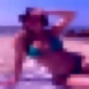 Éva, 40 ans, disponible à Sallèles-d'Aude pour une rencontre coquine