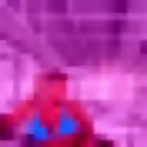 Zawadi, 24 ans, en ligne à Salomé pour une rencontre coquine