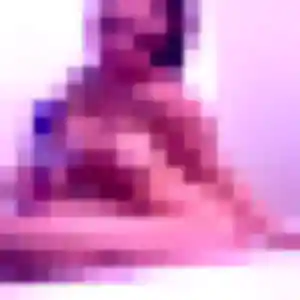 Khoudia, 22 ans, en ligne à Sandillon pour une rencontre coquine