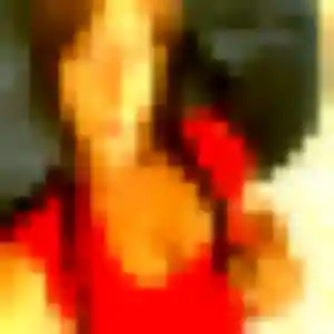 Lola de Santeuil, 36 ans - plan cul discret