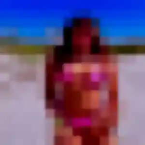 Photo exclusive de Funke, 30 ans à Saulcy-sur-Meurthe - plan discret